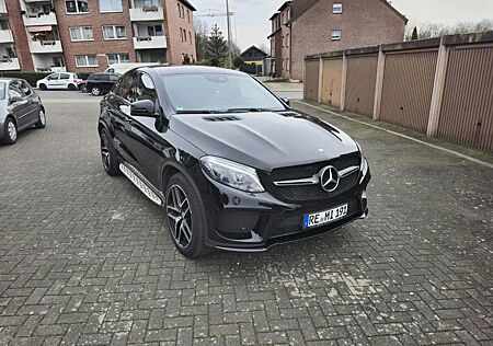 Mercedes-Benz 320 GLE 350 D 4 Matic