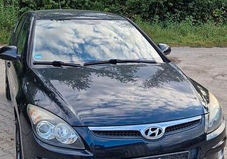 Hyundai i30 blue 1.4 Classic
