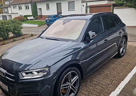 Audi SQ5 3.0 TDI quattro ,Luftfederung, AHK, Panor