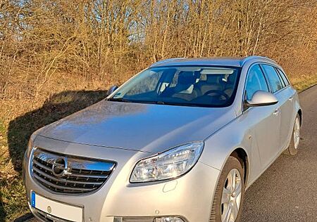 Opel Insignia Sports Tourer 2.0 CDTI 131PS AHK