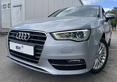 Audi A3 ambiente quattro, Navi, 2.Hd