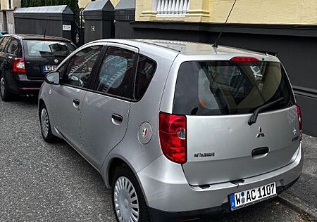 Mitsubishi Colt 1.1 -