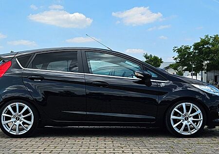 Ford Fiesta Titanium, 97 PS, Top gepflegt, 17 Zoll