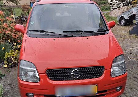 Opel Agila 1,6 Elegance mit Anhängerkupplung