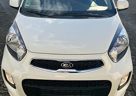 Kia Picanto 1.0 UEFA EURO 2016 UEFA EURO 2016