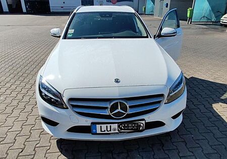 Mercedes-Benz C 220 d T Autom. -