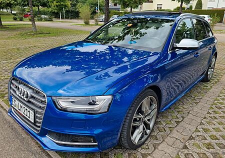 Audi S4 3.0 TFSI S tronic quattro Avant -