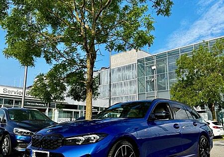 BMW 340 M340i xDrive Touring Auto -