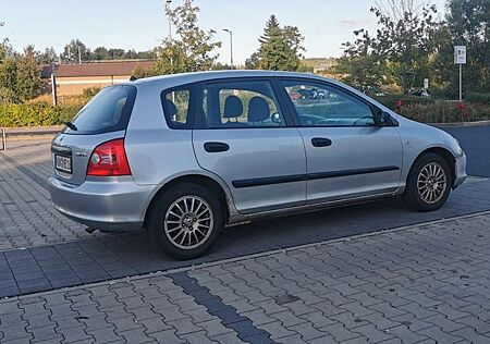Honda Civic 1.6i - 110 PS - 1350 EUR