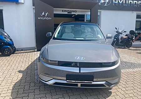 Hyundai IONIQ 5 72,6 kWh 160 kW 2WD UNIQ + Relax + Pano