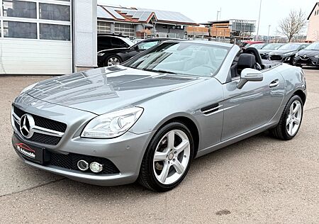 Mercedes-Benz SLK 200 Cabrio Airscarf_Ambiente_Pano_Leder_Nav