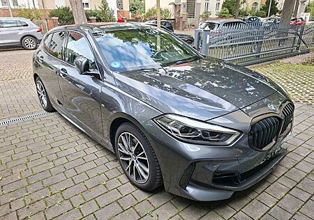 BMW 118i M Sport Line Head-Up Display, PDC, WR