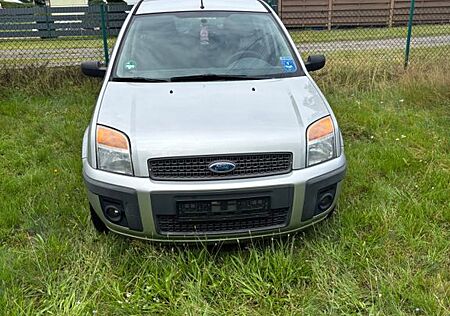 Ford Fusion 1,25 Ambiente