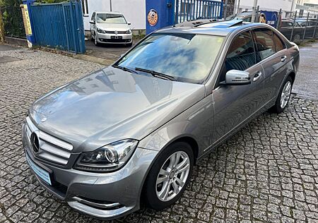 Mercedes-Benz C 180 CGI BlueEfficiency+NAVI+SHZ+