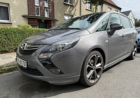 Opel Zafira Tourer 1.6 CDTI INNOVATION AHK TRENNGIT