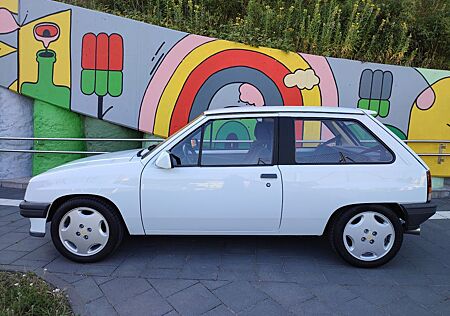Opel Corsa A - w. Sport/GSI - extrem günstig - HU neu