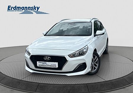 Hyundai i30 cw Trend 1.6 CRDi/Kamera/hzb.LK/SHZ/DAB/Alu