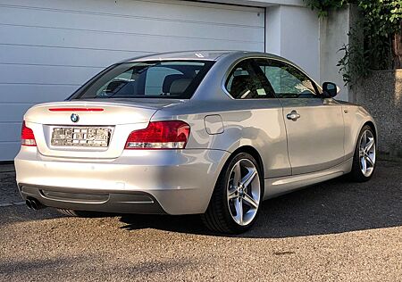 BMW 135i Coupé N55 DKG aus Sammlung Originalzustand