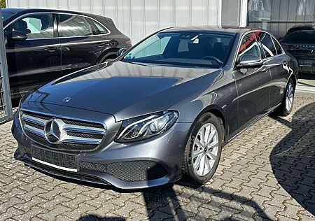 Mercedes-Benz E 220 E -Klasse Lim. Avantgarde