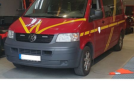 VW T5 Caravelle Volkswagen Feuerwehr