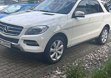 Mercedes-Benz ML 350 BlueTEC 4MATIC -