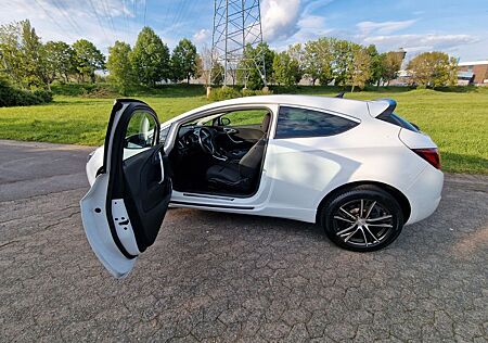 Opel Astra J GTC 1.4 Turbo Opc Line