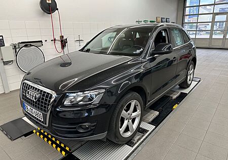 Audi Q5 2.0 TDI DPF S tronic quattro -