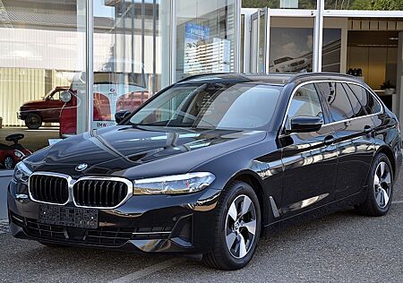 BMW 520d Touring/Head-Up/Standheizung/el.AHK/HiFi+++