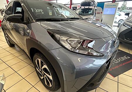 Toyota Aygo (X) S-CVT Team D