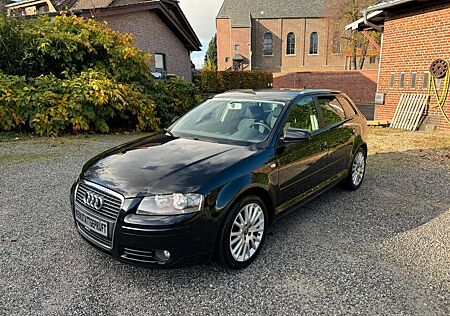 Audi A3 Sportback 2.0 TDI 5 Türer Sommer Winterreifen