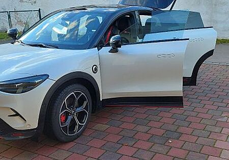 Smart 3 # 66 kWh BRABUS Autom. 4WD BRABUS