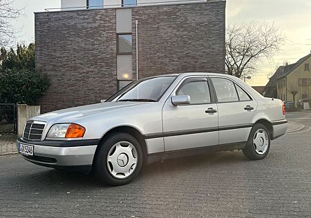 Mercedes-Benz C 180 Automatik Limousine