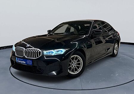BMW 318 Baureihe 3 Lim. i M Sport