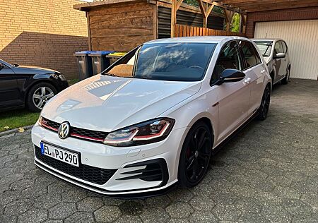 VW Golf Volkswagen 2.0 TSI 213kW OPF DSG GTI TCR GTI TCR