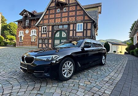BMW 530d *FACELIFT*HEAD-U*M-SportFw*AHK*HIFI*KAMERA*