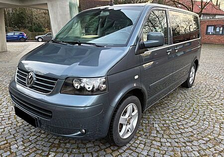 VW T5 Multivan Volkswagen T5 2.5 TDI Multivan, AHK, Standheizung, TÜV NEU