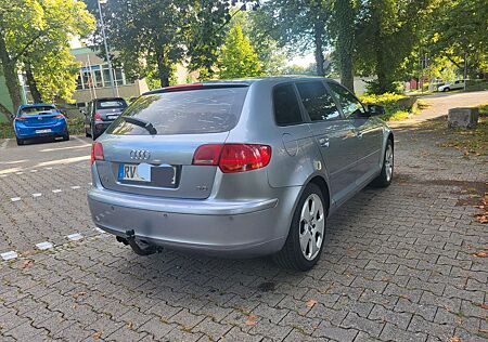 Audi A3 2.0 FSI Ambiente Sportback Ambiente