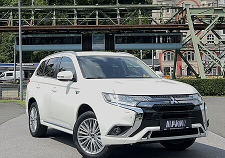 Mitsubishi Plug in Hybrid Outlander Outlander Plug-In Hybrid 4WD/Rückfahr