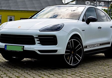 Porsche Cayenne E-Hybrid Platinum Ed. Akrapvoic Eventuri