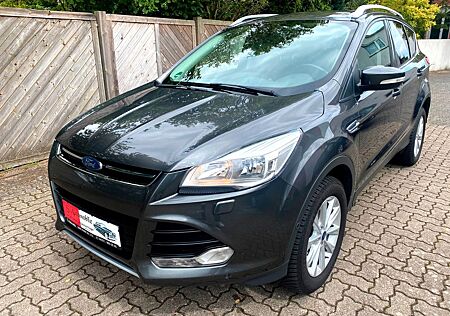 Ford Kuga Titanium°Navi°Parkass.°Kamera°