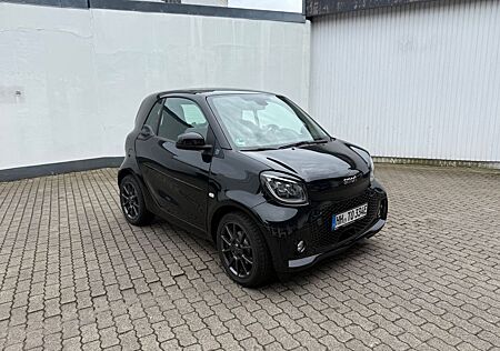 Smart ForTwo EQ /Prime/22kW/SHZ/Pano/Exclusive/+Paket