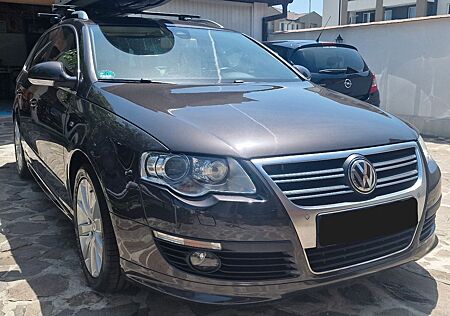 VW Passat Variant Volkswagen 2.0 TDI DSG 4Mot 125kW R-Line...