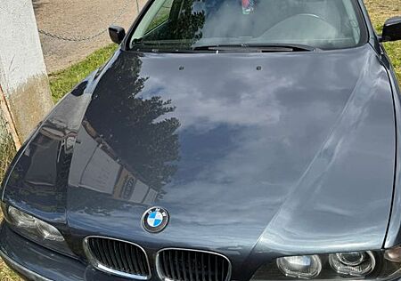 BMW 520i Touring -
