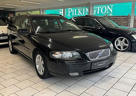 Volvo V70 2.4 D5*Rentnerfahrzeug*TOP ZUSTAND*