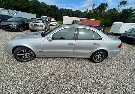 Mercedes-Benz E 320 gebraucht kaufen Mercedes-Benz E 320 CDI CLASSIC Classic