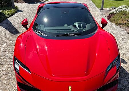 Ferrari SF90 Spider