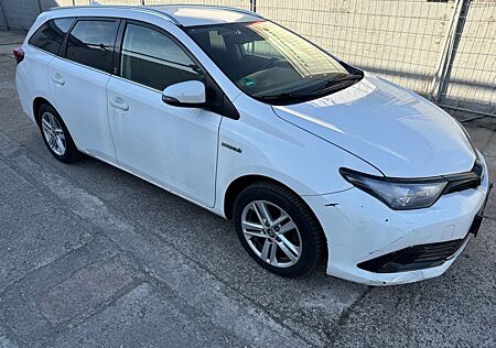Toyota Auris Touring Sports Touring Sports Hybrid 1...
