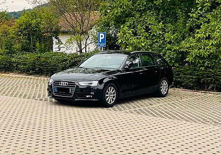 Audi A4 1.8 TFSI Avant, Kamera, Standheizung, ACC Sys