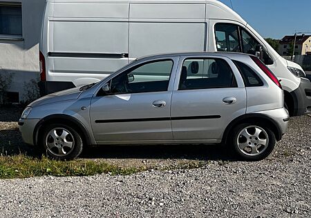 Opel Corsa 1.2 -