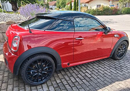 Mini John Cooper Works Coupé